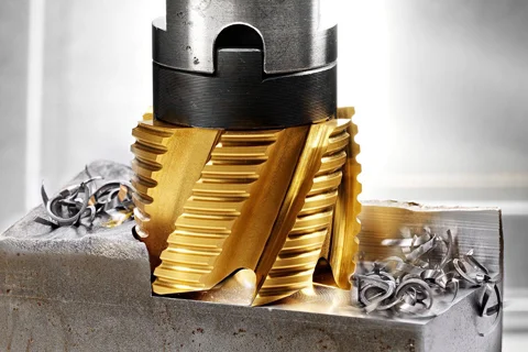 Fräskopf mit Metallspänen, fotografiert von RIESS für Klüber Lubrication